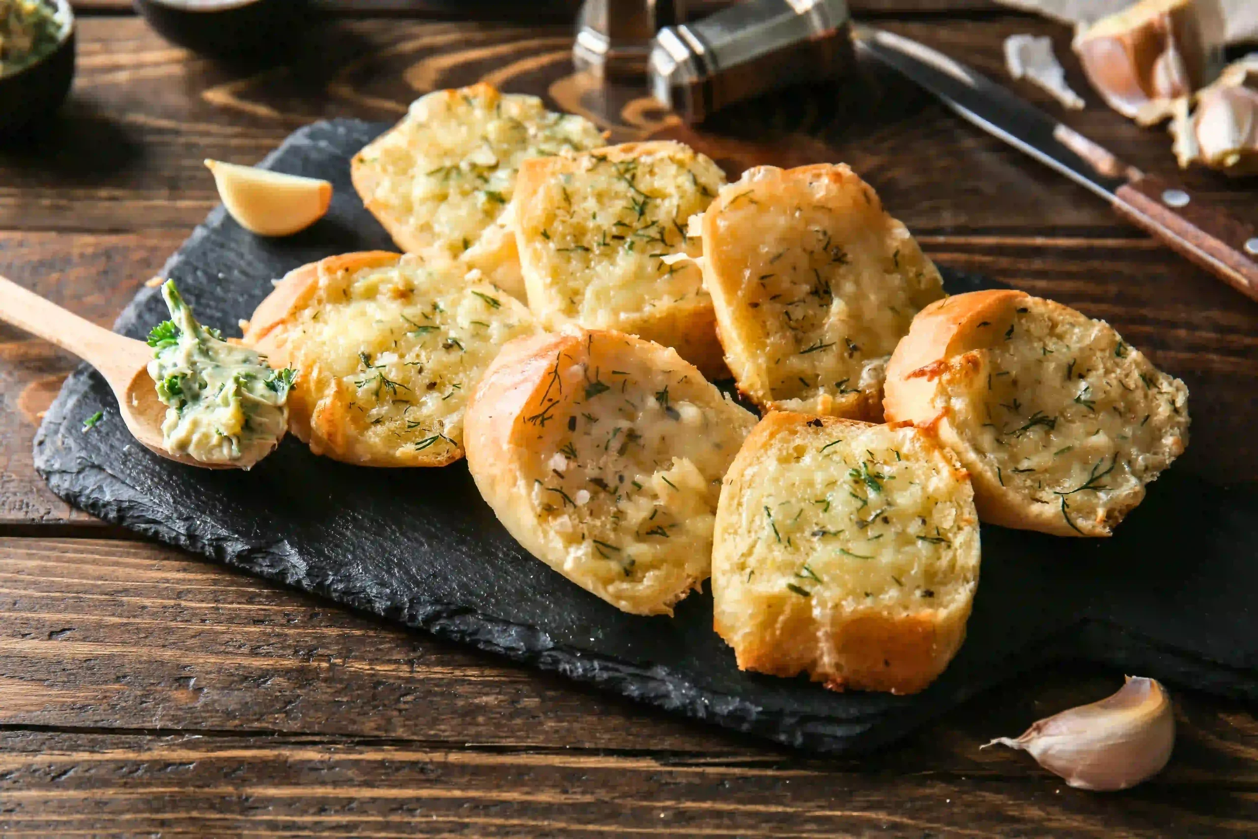 cheese garlic bread by sequence pizza restaurant in niagara falls, ontario, canada